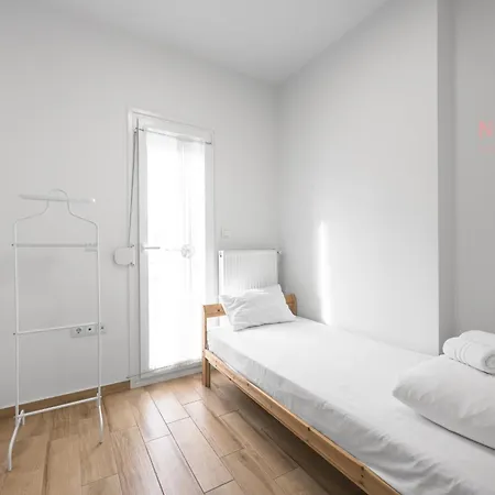 Pendente, Nilie Hospitality Mgmt Lägenhet Thessaloníki