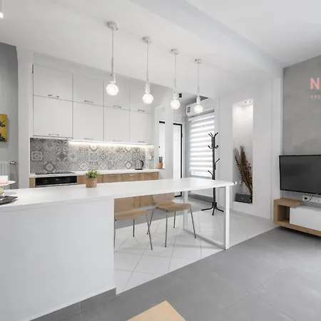 Pendente, Nilie Hospitality Mgmt * Θεσσαλονίκη