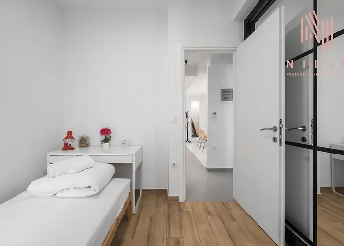 Pendente, Nilie Hospitality Mgmt Θεσσαλονίκη