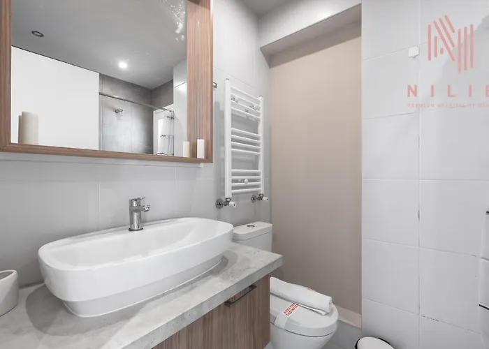 Pendente, Nilie Hospitality Mgmt * Θεσσαλονίκη